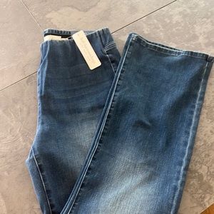 Soft surroundings NWT bootcut jeans. Soft, cotton stretch. Pull on ease.